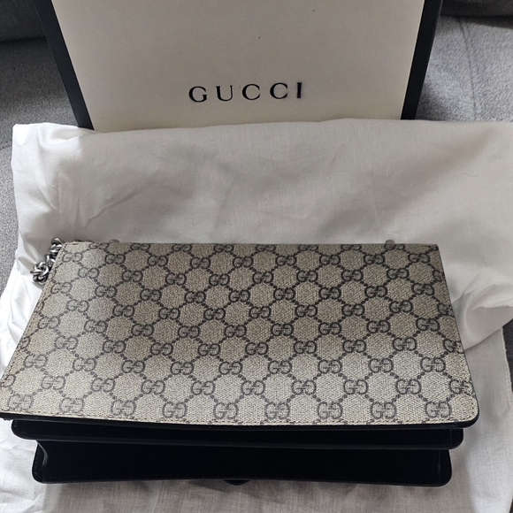 authentic GUCCI - Picture 11 of 12